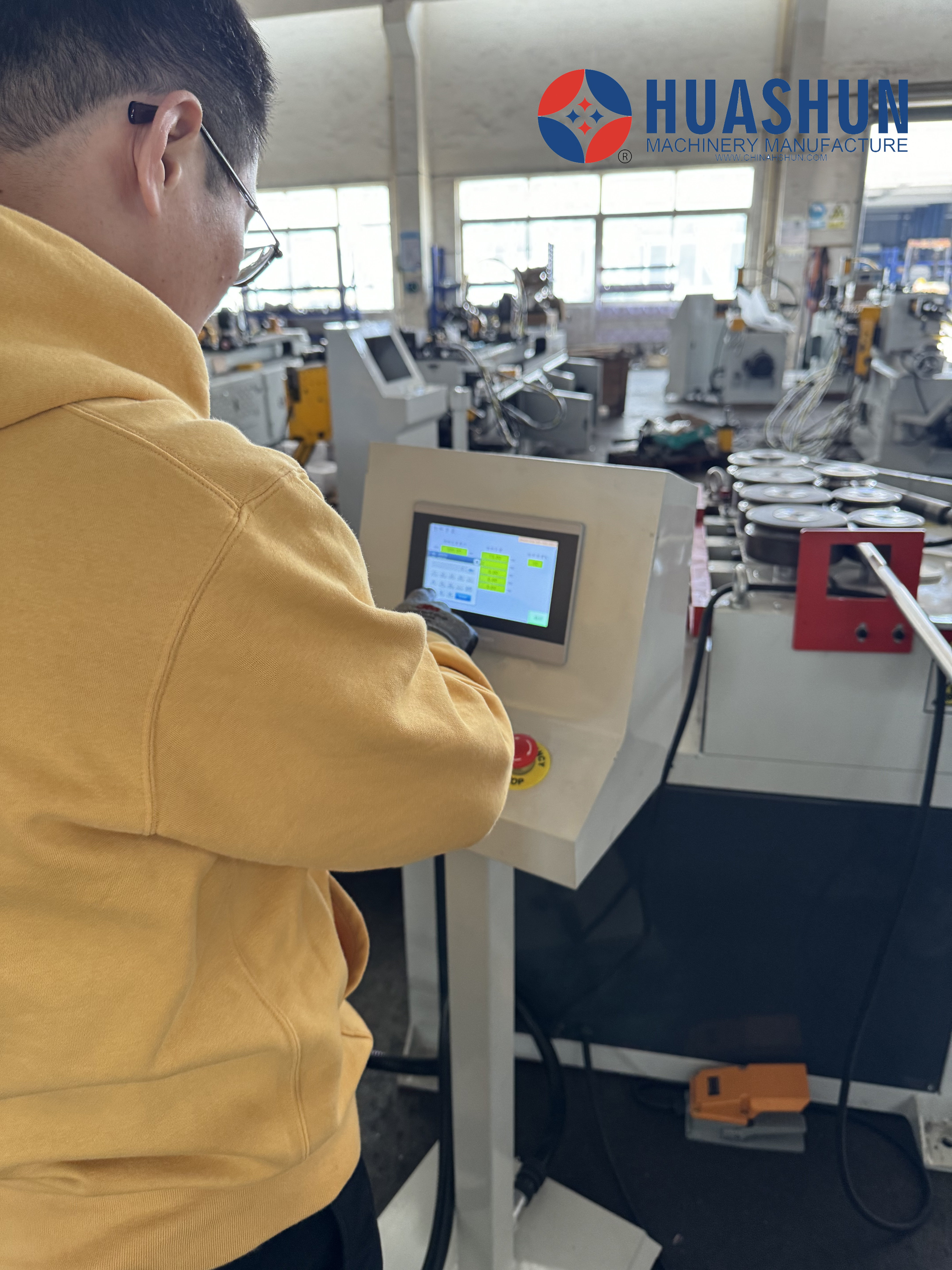 pipe rolling machine